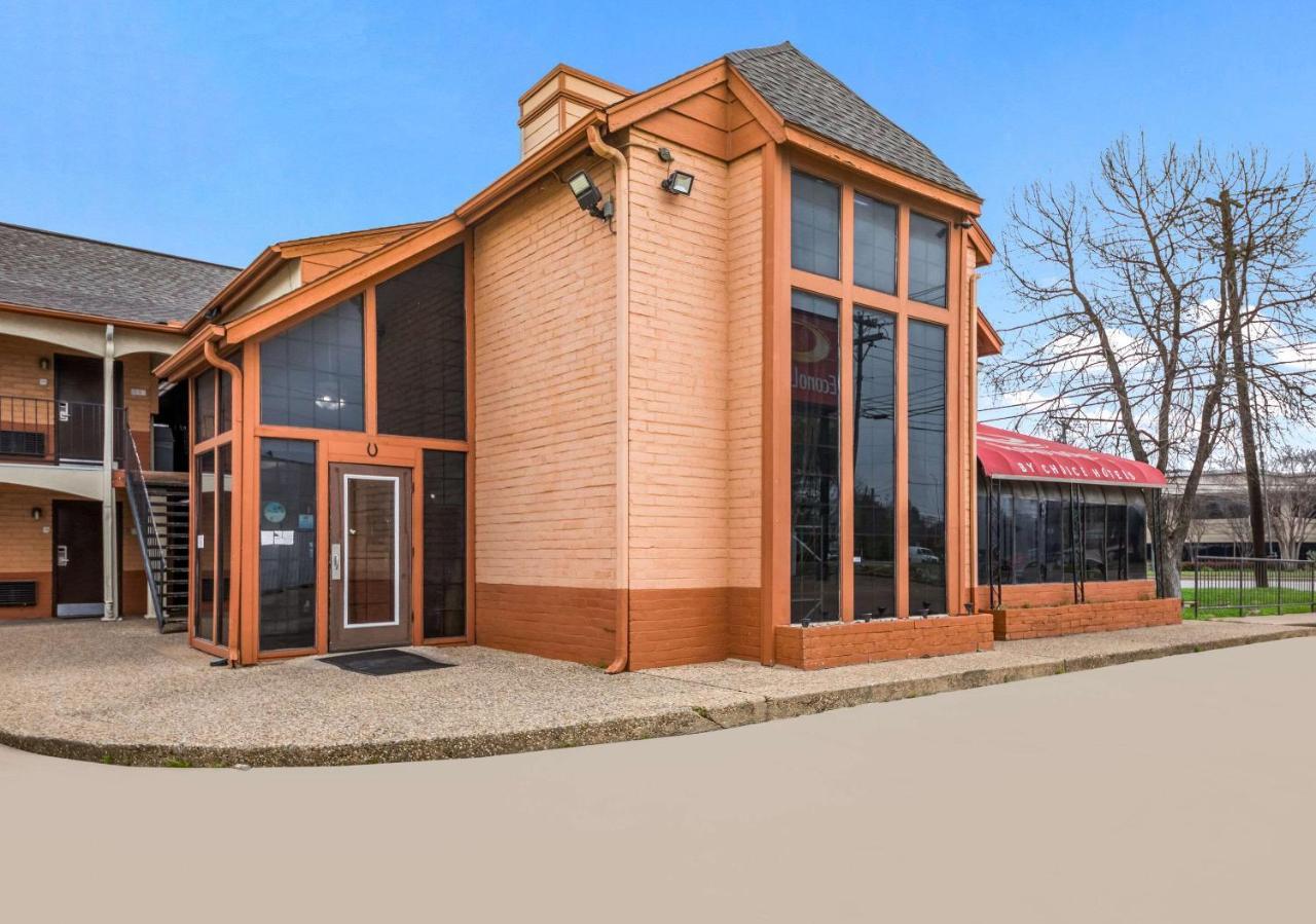 Econo Lodge Near The Domain - The Arboretum Austin Exterior photo